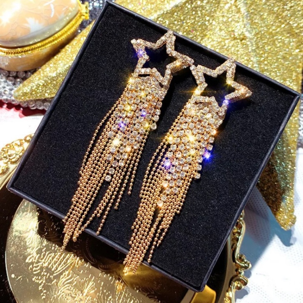 Gold Tone Rhinestone Star 🌟 Tassel Earrings